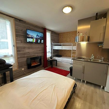 Ferienwohnung Le Chaleureux Cocon Rouge Ustou Exterior foto