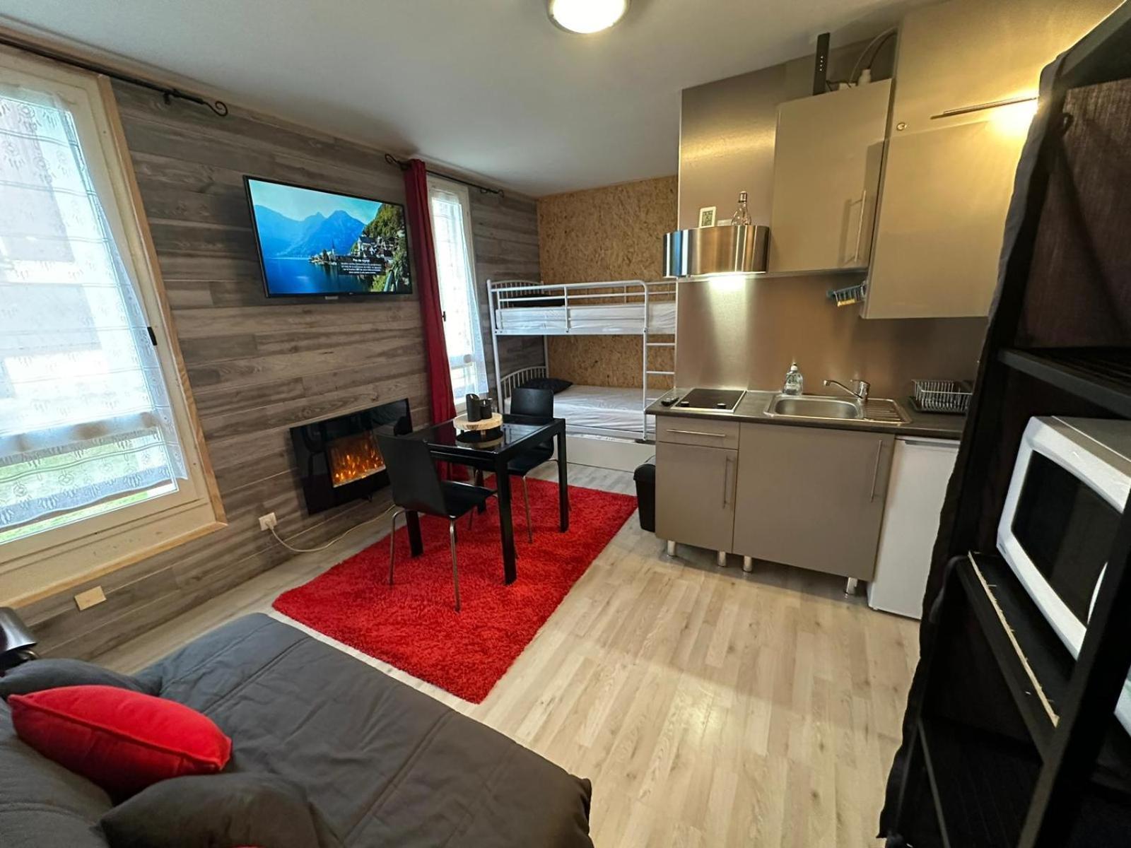 Ferienwohnung Le Chaleureux Cocon Rouge Ustou Exterior foto