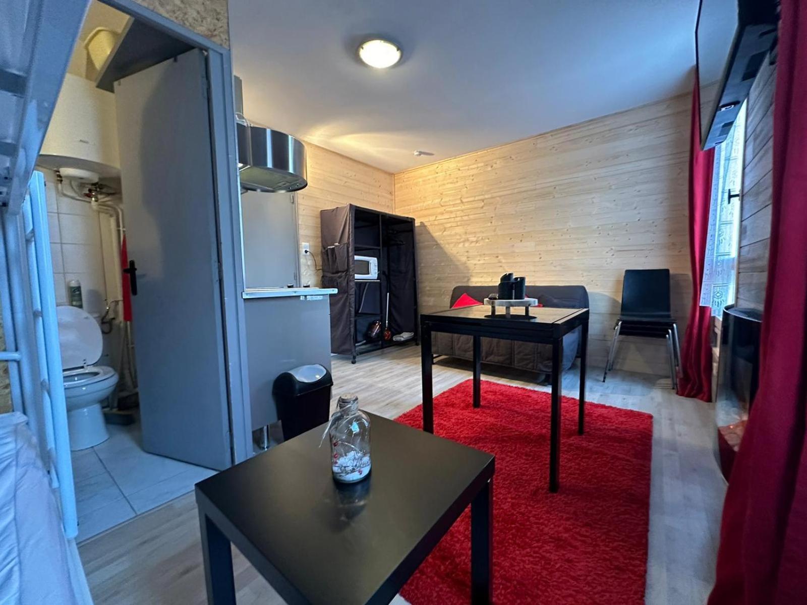 Ferienwohnung Le Chaleureux Cocon Rouge Ustou Exterior foto